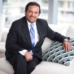 Meet your Posher, Gustavo